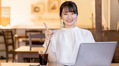 女性のオフィスカジュアルとはどんな服装？